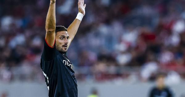"On je fudbalski Novak Đoković!" Holanđani u apsolutnom šoku zbog Dušana Tadića: "Takvog fanatika i mašinu svet nije video!"