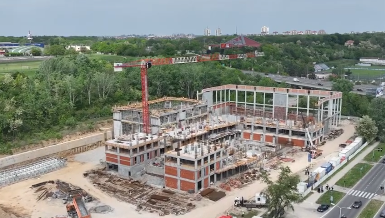 Ovako teku radovi na Nacionalnom trenažnom odbojkaškom centru na Tošinom bunaru /VIDEO/