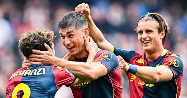 Đenova u završnici do tri boda protiv Sasuola, sudija delio crvene kartone po svlačionicama /VIDEO/