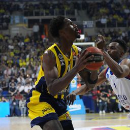 Fenerbahče je šampion Turske! Efes se vratio iz nemoguće situacije, pa promašio zicer za majstoricu