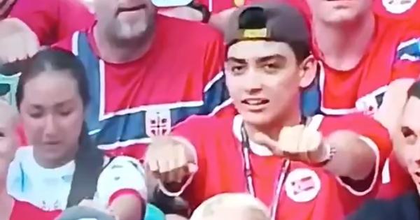 Retko ko ga je prepoznao: Rekorder Mundijala upao među Norvežane i veslao tokom utakmice sa Engleskom /VIDEO/