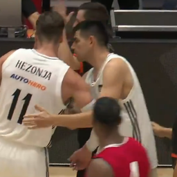 Hrvat isključen u prijateljskoj utakmici, Marka u šoku zbog sukoba sa sudijama: Hezonja je poludeo! /VIDEO/