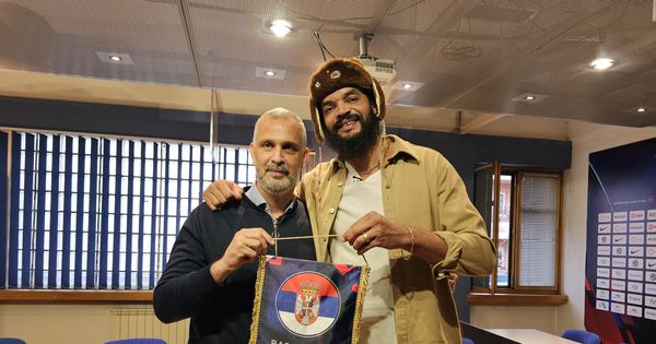 I Joakim Noa u Beogradu zbog derbija: Bivši NBA as u Kući košarke tražio odgovor na pitanje - šta je to srpski inat?