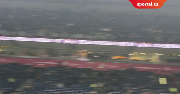 Zahuktava se atmosfera: Navijači Zvezde i Partizana se međusobno izviždali!