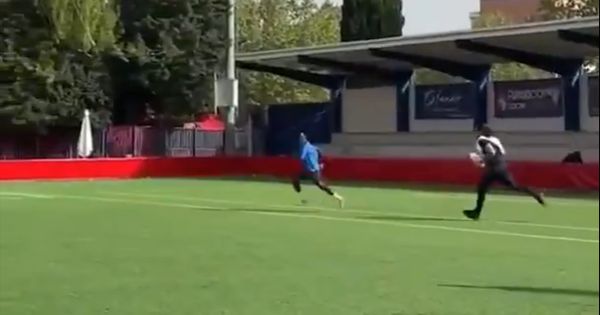 Za rubriku verovali ili ne: Predsednik kluba jurio muslimanske igrače s pršutom u ruci i vikao "jedite svinjetinu"! /VIDEO/