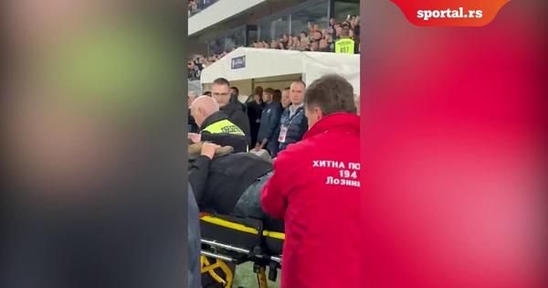 Ovo se nije videlo u prenosu: Dok je išla himna Srbije, navijač na nosilima iznet sa stadiona!