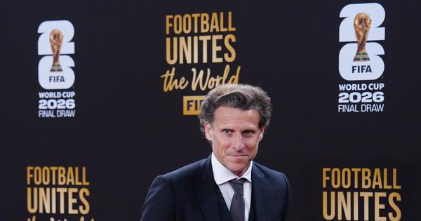Legendarni napadač nasleđuje Bijelsu: Dijego Forlan je novi selektor Urugvaja