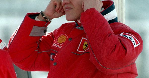 "Udario je u Vilneva, namerno!" Šokantna ispovest bivšeg šefa Ferarija o Šumaheru