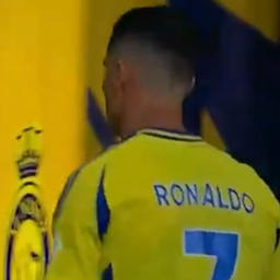 Kristijano Ronaldo pobesneo zbog izmene, napustio teren ljut kao ris! /VIDEO/