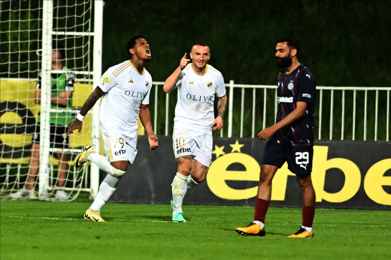 Au, gledali smo meč sezone!  Čukarički slavio u infarkt nadoknadi i bacio Partizan u “ledeni” očaj na -7 pred derbi!