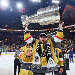 Osnovani pre šest godina, a dominiraju svetskim hokejom: Vegas je novi šampion NHL! Florida demolirana u velikom finalu