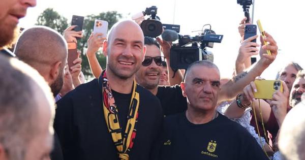 Spanulis dočekan kao kralj u Solunu! /VIDEO/