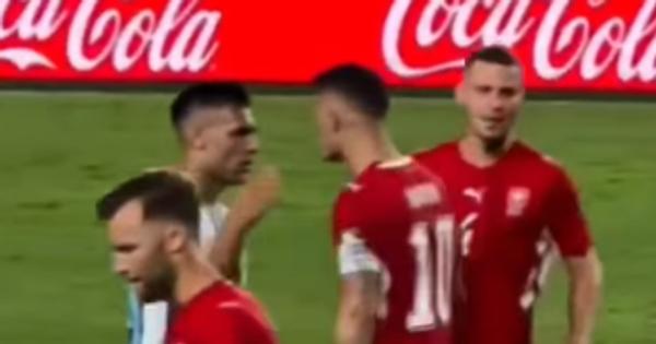 Džaka nasrnuo na Argentinca, pa doživeo poniženje: Skloni se, smrdi ti iz usta /VIDEO/