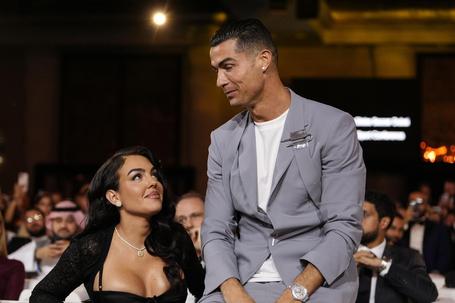 Georgina se malo zaletela: Ronaldova supruga podelila lažan citat Ser Aleksa, pa ga ekspresno obrisala!
