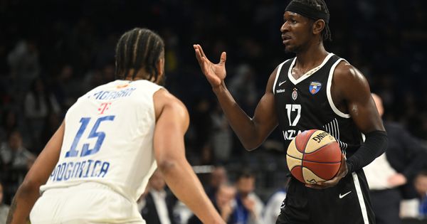 BUDUĆNOST – PARTIZAN Pljušte trojke, Braun i Mejs u revolveraškom obračunu!