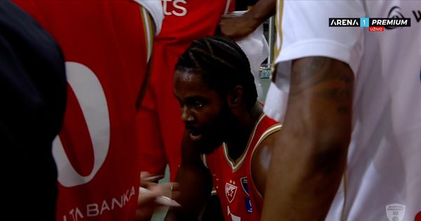 Obradović poludeo na tajmautu: Nemam oružje!