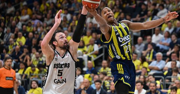 Hoće centrala da pogreši jednom, ali neće sto puta: Jasikevičijus se osvetio Alimpijeviću za šokantan poraz, Fener deklasirao Bešiktaš