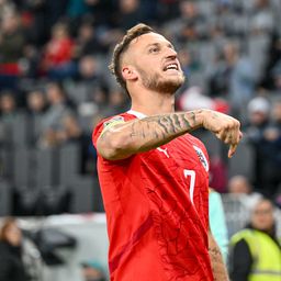 Marko Arnautović slavi gol protiv Norveške