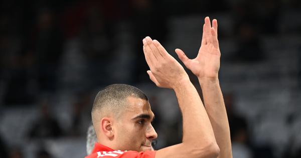 Madar zvanično ima novi klub: Prešao u redove najvećeg rivala!