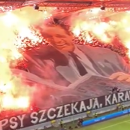 Huligani se  narugali kazni UEFA: Psi laju, karavani prolaze /FOTO/