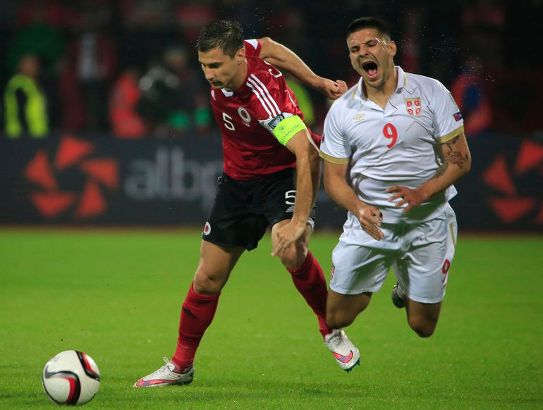 Lorik Cana i Aleksandar Mitrović