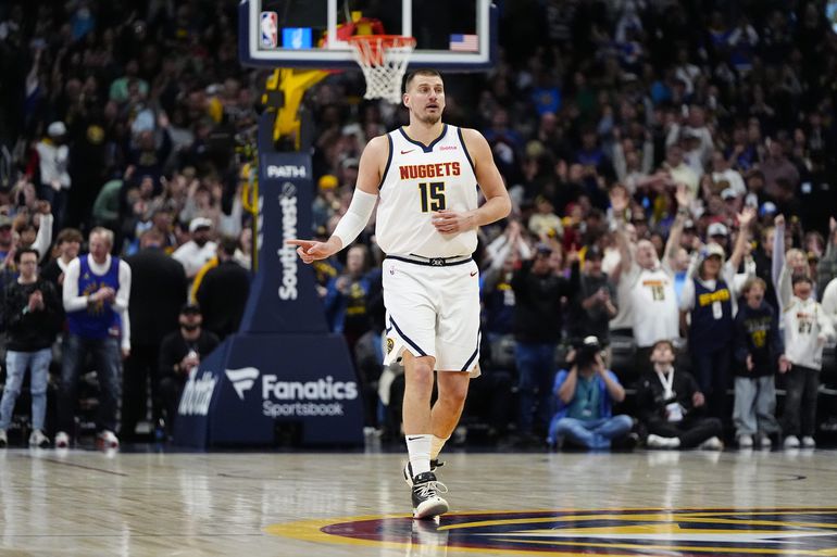 Nikola Jokić na utakmici NBA lige Denver Nagets - Vašington Vizards