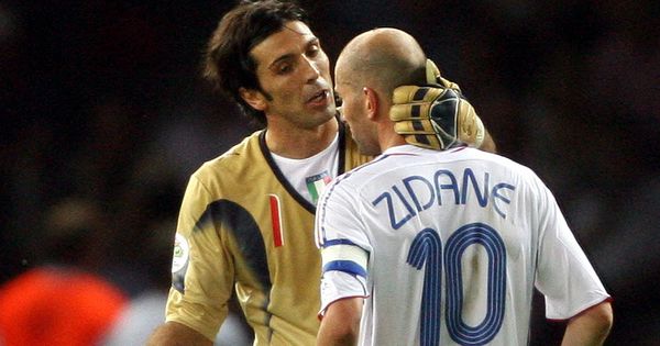 Bufonova šokantna ispovest: Ja sam isključio Zidana! Čuo sam tupi udarac, potrčao ka sudiji i uništio Zizuov oproštaj!