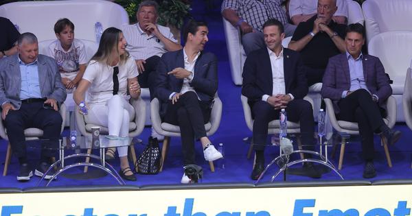 I predsednik CEV u Areni: Sikirić gleda Srbiju!