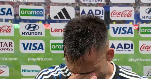 Heroj Argentine se slomio pred kamerom: Otkad mi je tata kupio prve kopačke, a mama nameštala krevet... /VIDEO/