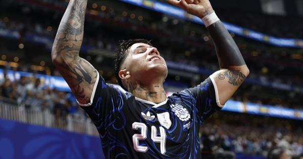 Čelsi slavio gol Argentine! Klub je morao brzo da obriše objavu zbog gola Enca