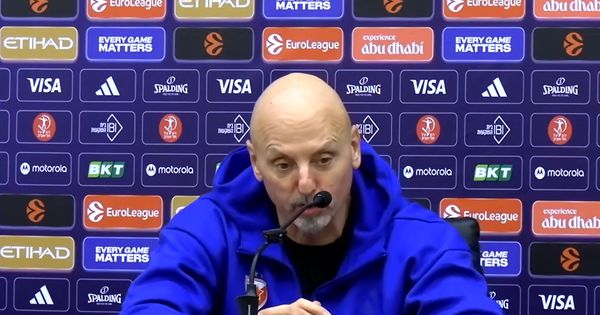 "A nemoj brate, je**** te trojka!" Saša Obradović nije znao da ga snimaju, pa sočno opsovao! /VIDEO/