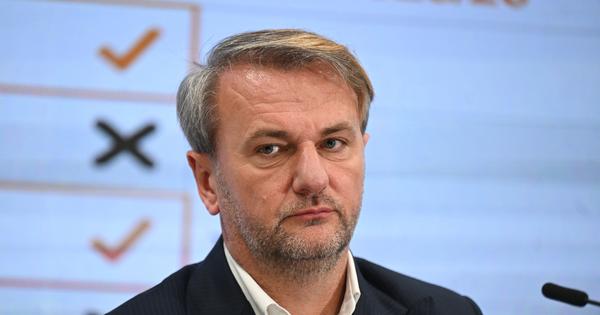 Tajanstvena poruka Ostoje Mijailovića zapalila navijače /FOTO/