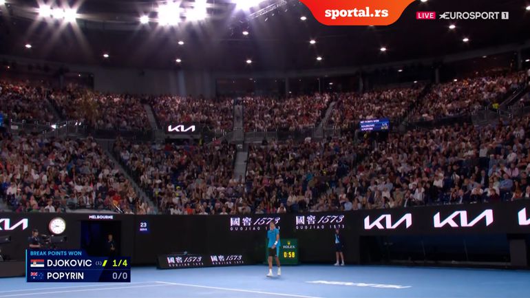 U naletu je Australijanac: Brejk Popirina podigao atmosferu u Rod Lejver Areni