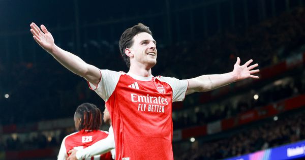 Majstorija Deklana Rajsa: Uzeo loptu, pa je hirurški precizno poslao iza Blasviča /VIDEO/