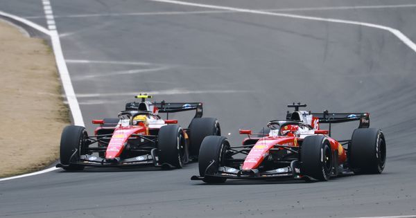 Žestok dvoboj vozača Ferarija u Šangaju! Šumaher: "Ovo može loše da se završi. Njih dvojica nisu baš najbolji prijatelji"