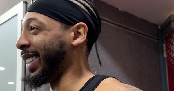 Karlik Dzons najavio derbi Bio sam ljut sto sam propustio prvi derbi, bice to zestoka borba