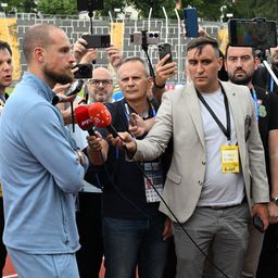 "Bolje da smo izgubili 5:0, nego ovako nezasluženo!" Rajković posle Engleske kroz smeh rekao: Napišite da sam spremniji od Tadića /VIDEO/