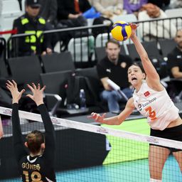 Tijana Bošković vodila Ezačibaši do treće titule svetskog prvaka! Gvideti i Vakifbank pali posle pet setova