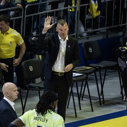 Šaras kaže da nije do njega, a Fener piše pobede