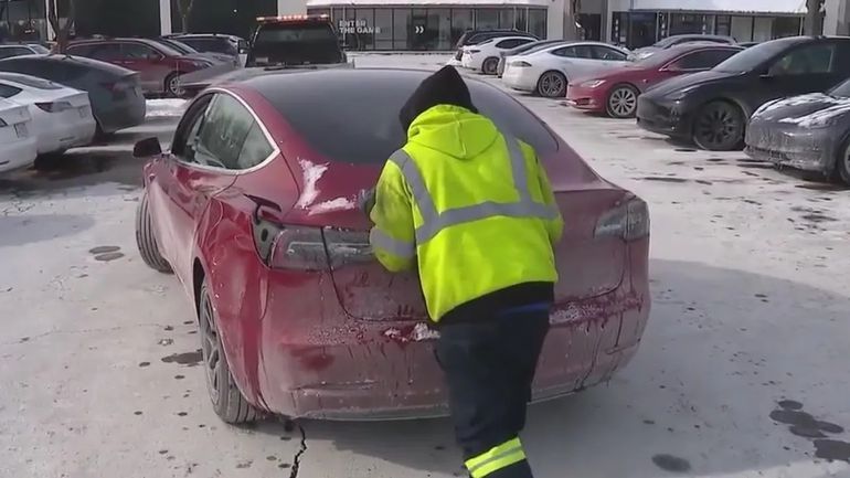 Zaledila se baterija, komšija? Problemi sa električnim automobilma kada udari "debeli minus"