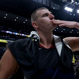 "Jokić radi stvari koje ne bi trebalo... Kako je drugi? Jedva može da potrči!” Legenda NBA odlučila kome će dati glas u MVP trci