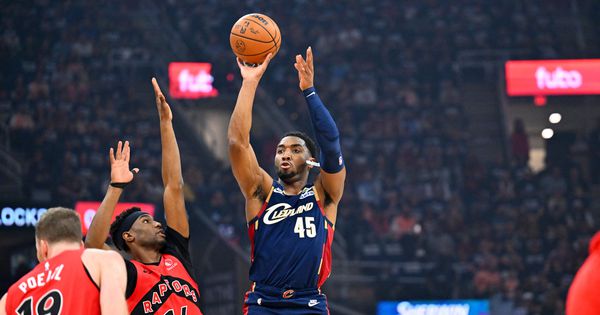 Darko Rajaković ispisao istoriju, pa onda poklekao na otvaranju plej-ofa: Klivlend rutinirao Toronto!