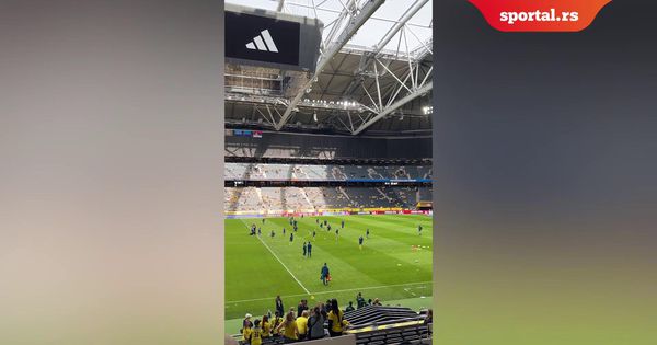 Atmosfera pola sata pre početka utakmice Švedska - Srbija u Stokholmu