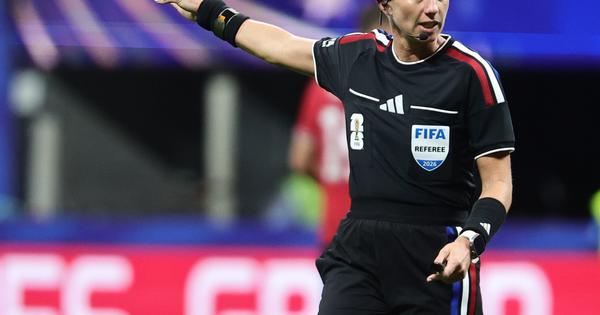 Penal o kom će se pričati: Amerikanka oštetila Čehe /VIDEO/