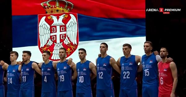 Orilo se "Bože pravde" u Areni pred Nemačku