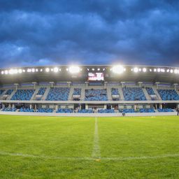 Svečano otvoren novi stadion: Loznica u trileru slavila na prvom meču na Lagatoru /FOTO/