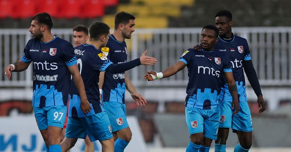 Derbi imenjaka u Kragujevcu završen bez pobednika: Javoru gol bio dovoljan protiv Spartaka! /VIDEO/