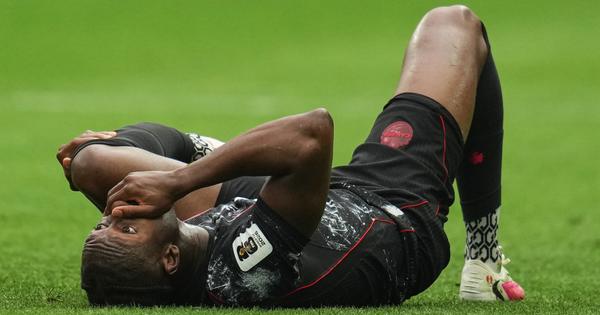 Nije bio kiseonik! Otkriveno šta je nosio u ruci Kone nakon užasne povrede