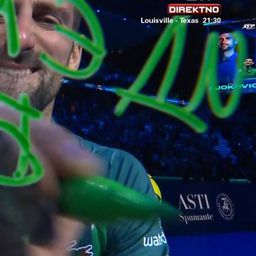 "Idemo, breeee!" Novak porukom na kameri oduševio sve /FOTO/