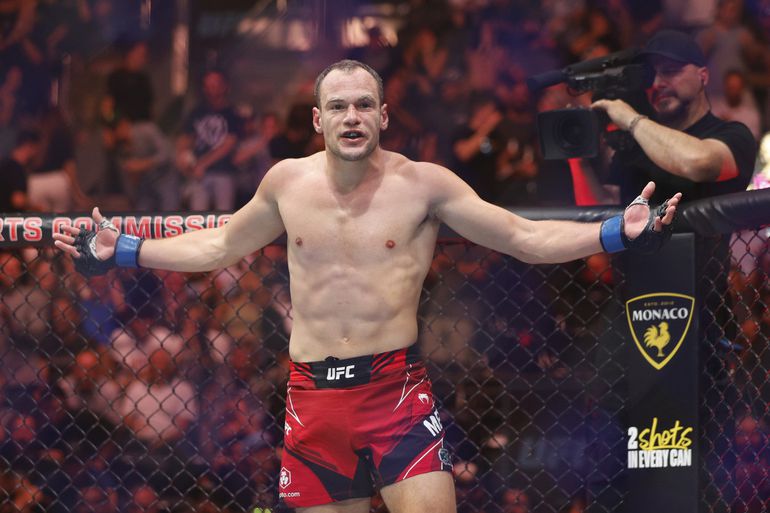 Medićev drugi UFC poraz: Stigao kao zamena, pa pokazao klasu protiv Srbina /VIDEO/